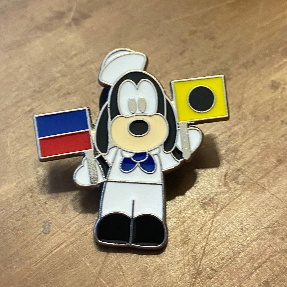 Disney Cruise Lines Goofy Sailor International Flag Enamel Pin